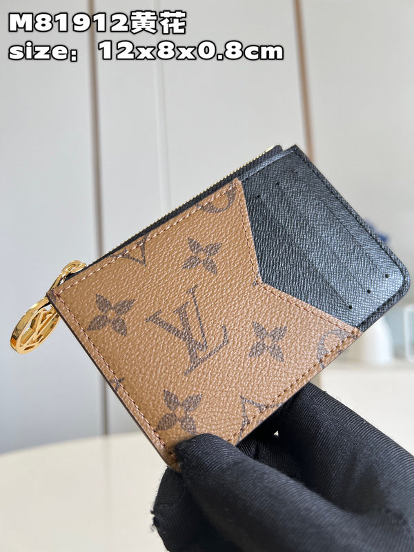 COZY - LOV Wallets - 090