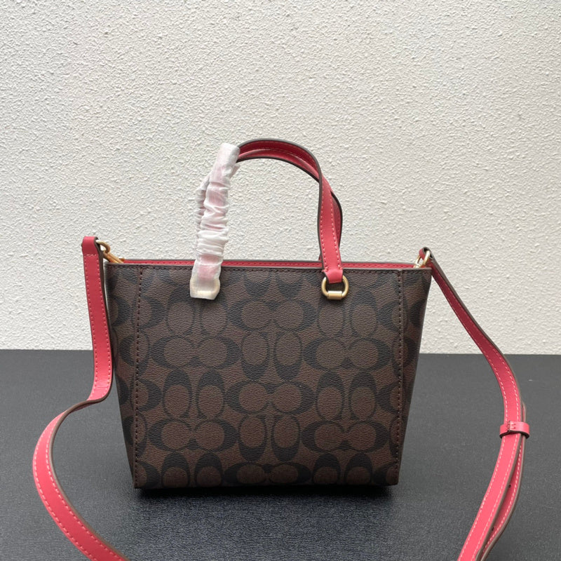 COZY - CAH Bags - 554