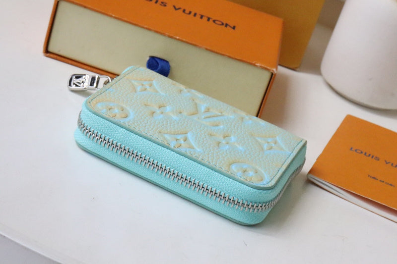 COZY - LOV Wallets - 486
