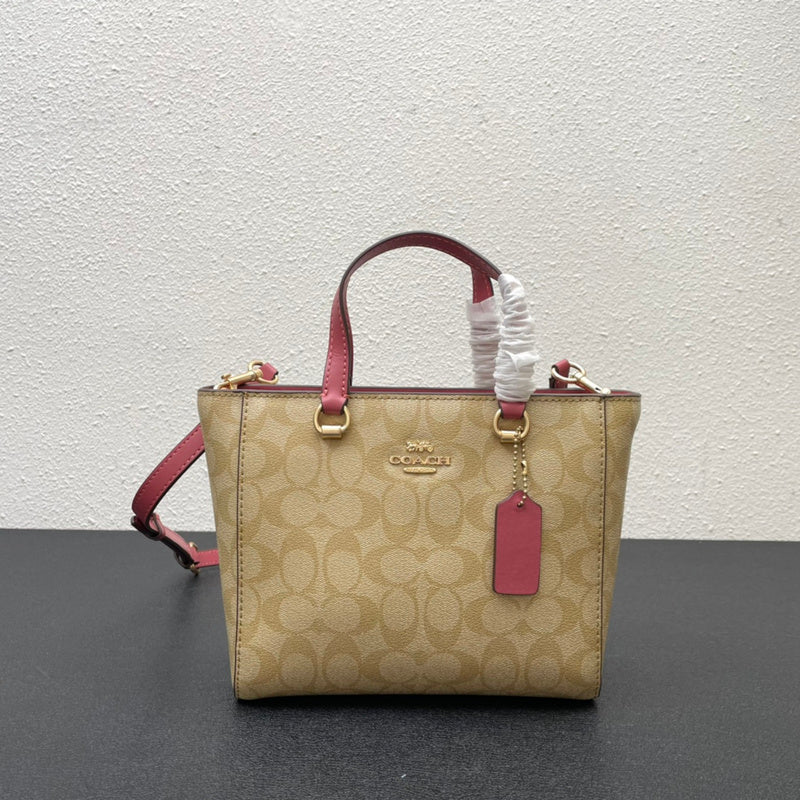 COZY - CAH Bags - 551