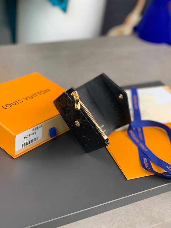 COZY - LOV Wallets - 260
