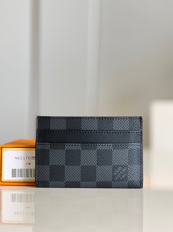 COZY - LOV Wallets - 472