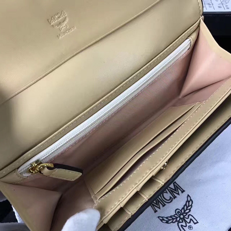 COZY - MQM Wallets - 058