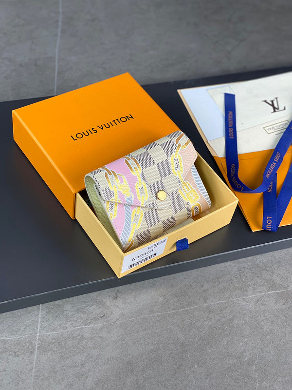COZY - LOV Wallets - 232