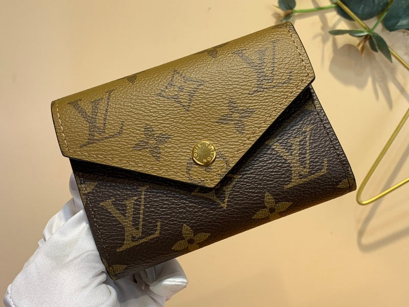 COZY - LOV Wallets - 303