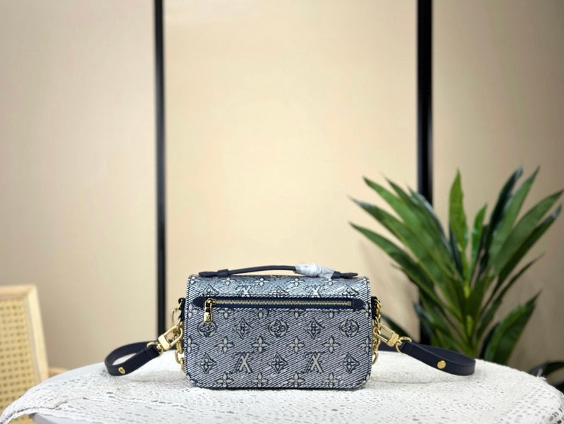 JB - LOV Lady Bags - 030
