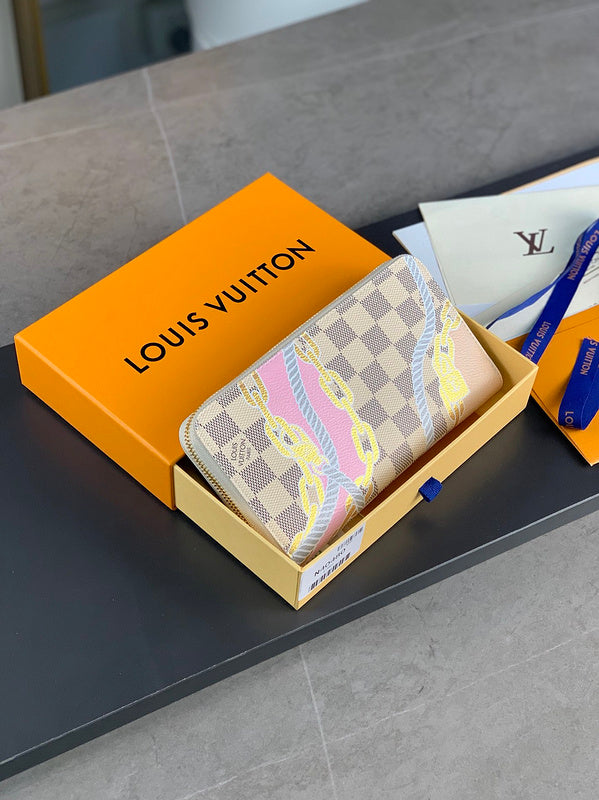 COZY - LOV Wallets - 223