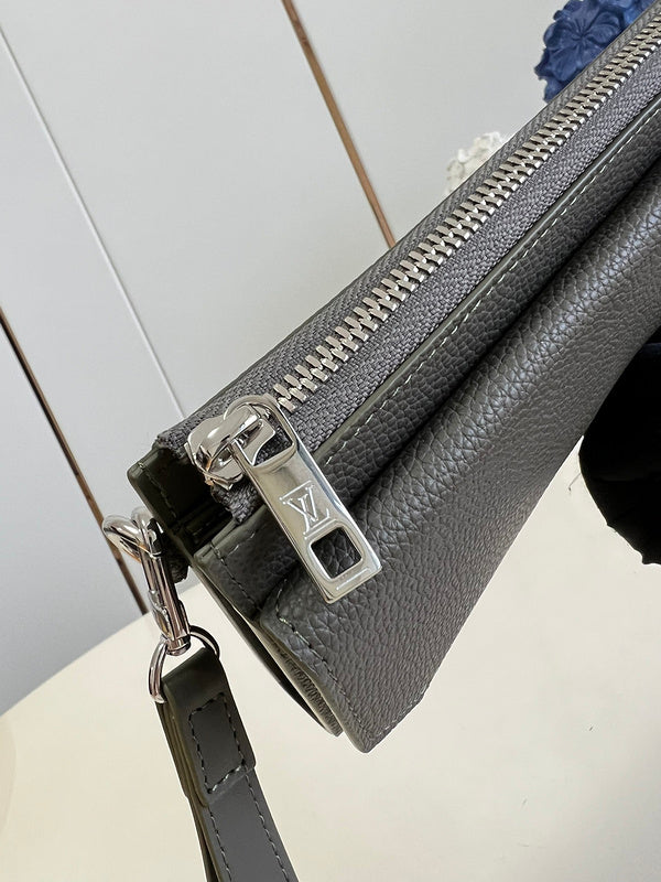 COZY - LOV Wallets - 419
