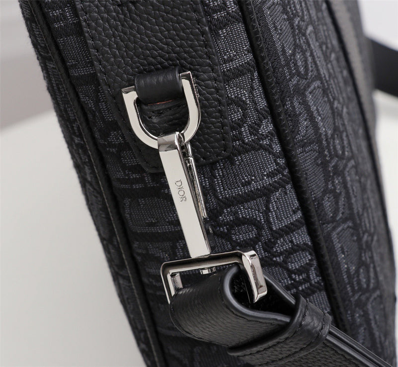 COZY BAGS - DOR Men Bags - 141