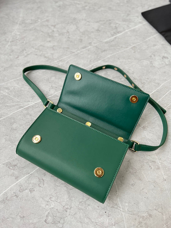COZY - DAG Bags - 164