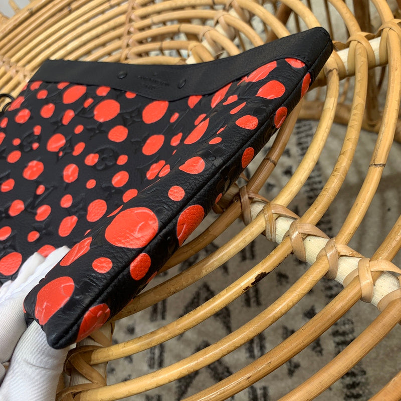 COZY BAGS - LOV Handbags - 046