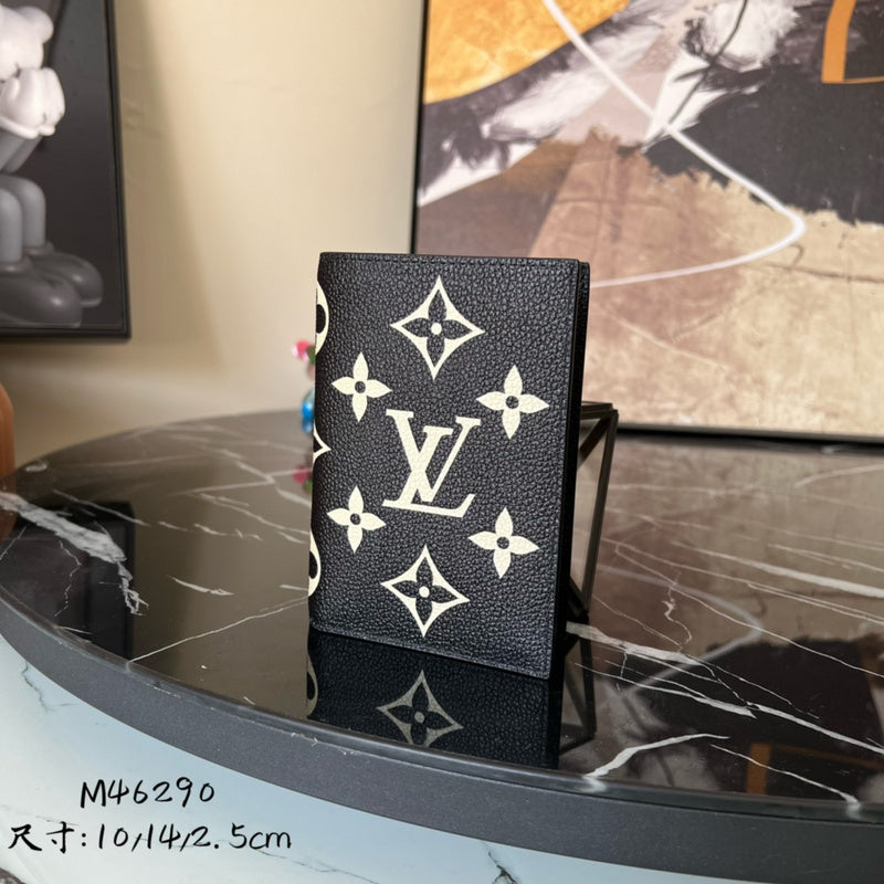 COZY - LOV Wallets - 440