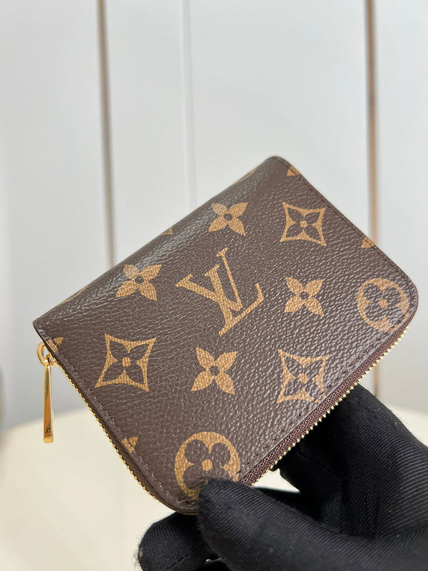COZY - LOV Wallets - 431