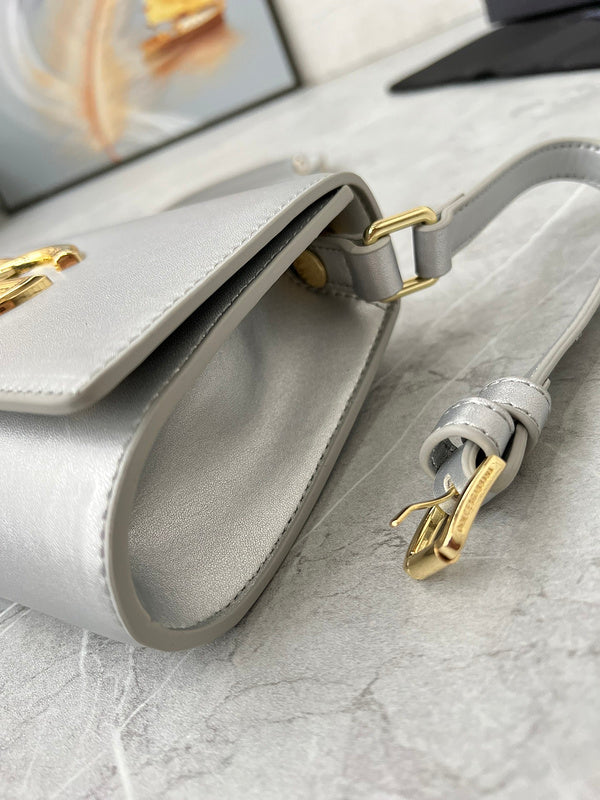COZY - DAG Bags - 160