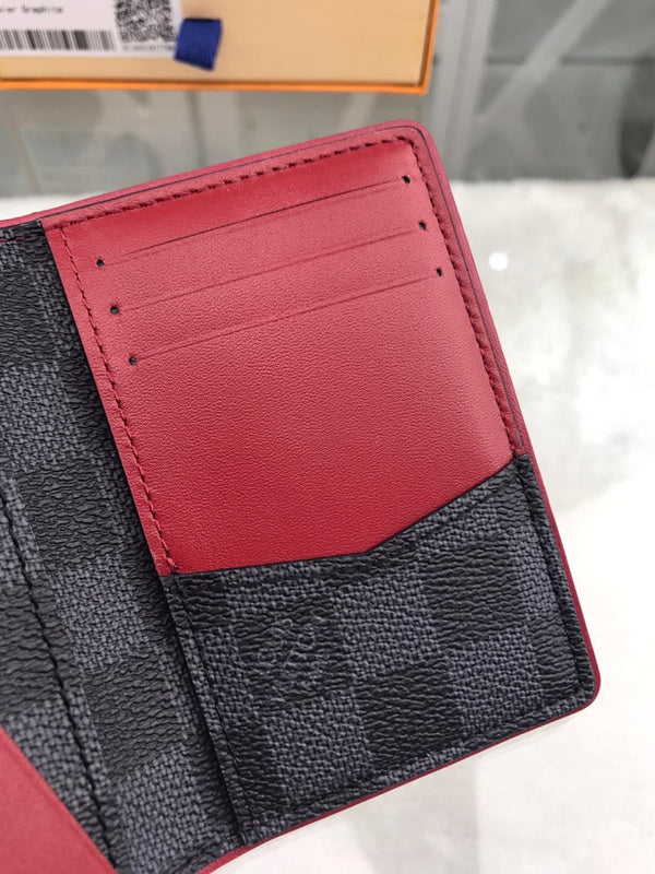 COZY BAGS - LOV Card Case - 061