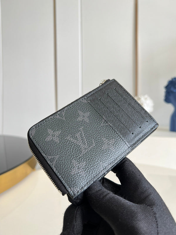 COZY - LOV Wallets - 469
