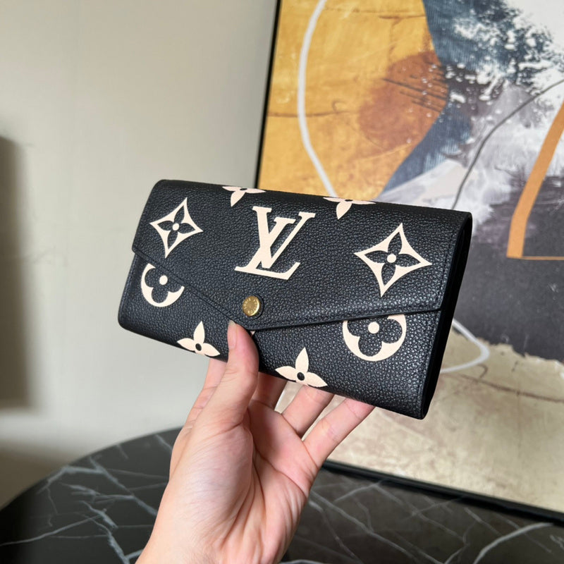 COZY - LOV Wallets - 121