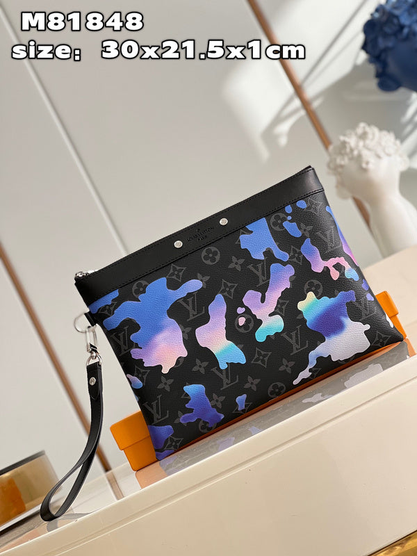 COZY - LOV Wallets - 388