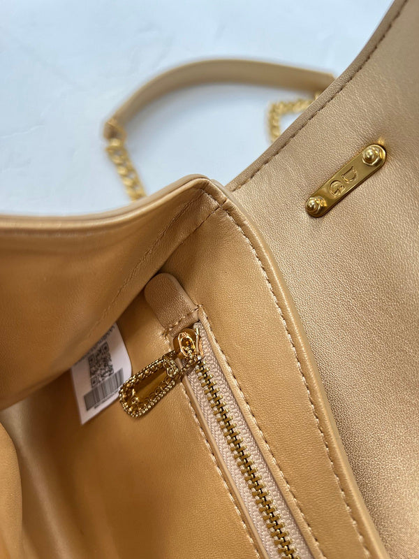 COZY - DAG Bags - 114