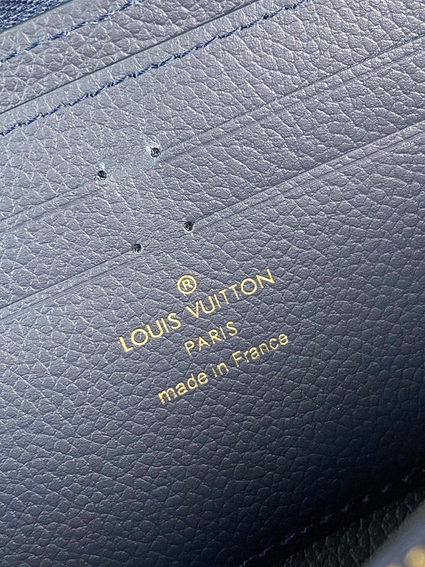 COZY - LOV Wallets - 174