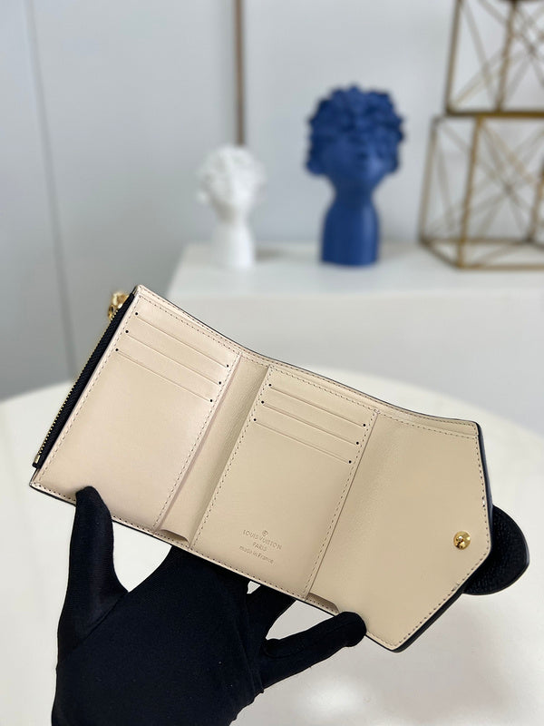 COZY - LOV Wallets - 488