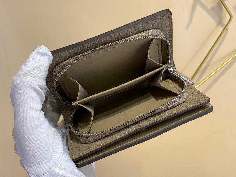 COZY - LOV Wallets - 124