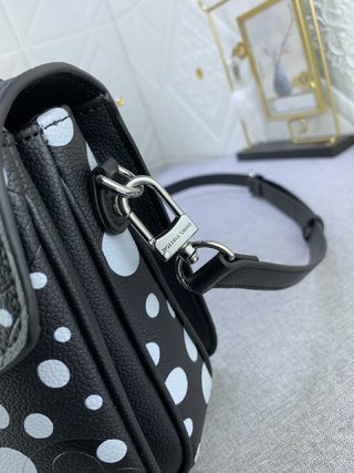 COZY BAGS - GUKI Women Bags - 1609