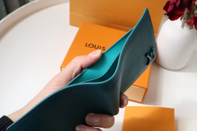 COZY BAGS - LOV Wallets - 642