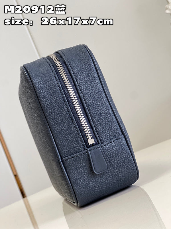 COZY - LOV Wallets - 385