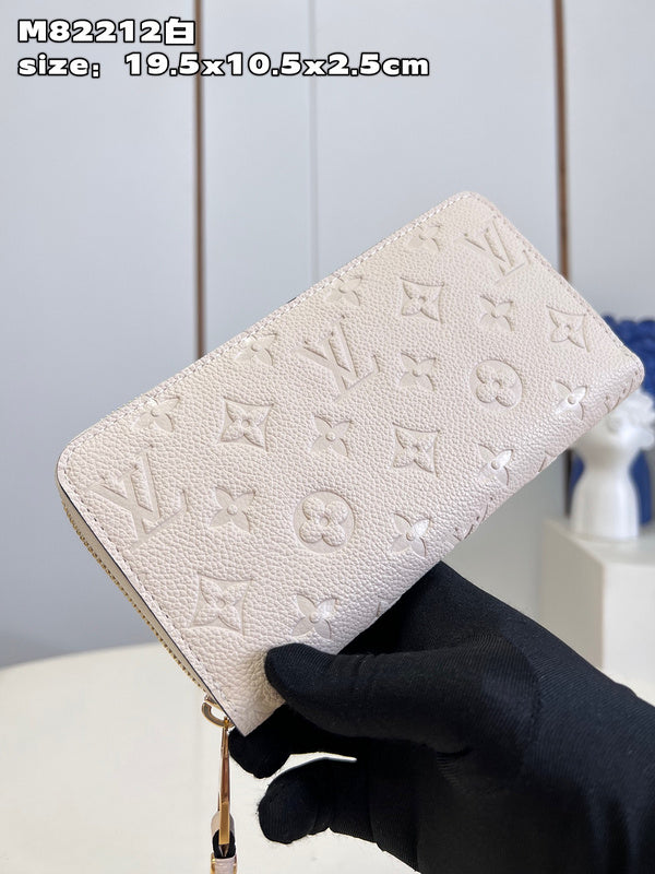 COZY - LOV Wallets - 183