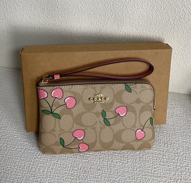 COZY - CAH Bags - 043