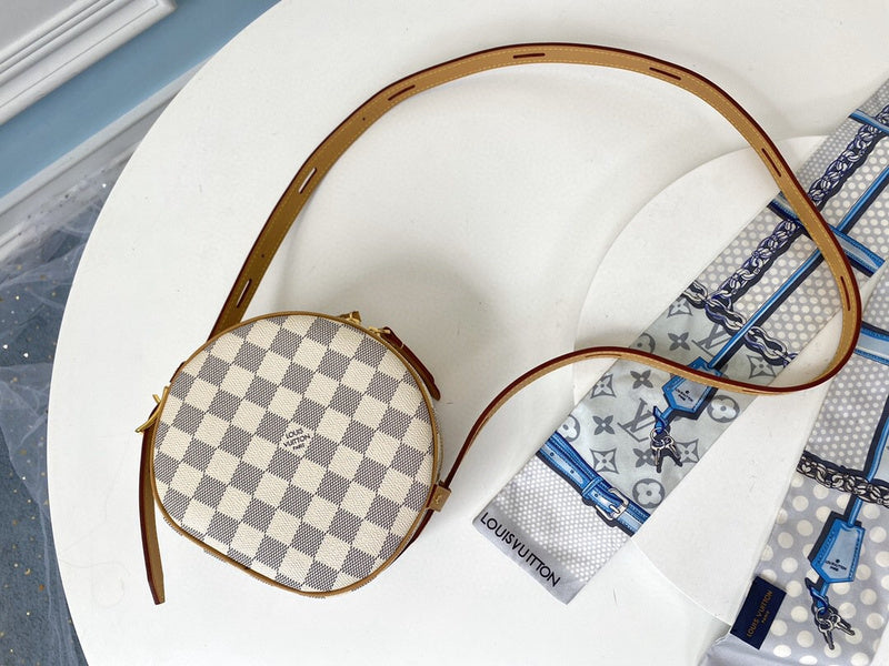 COZY - LV Bags - 4940