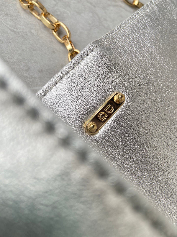 COZY - DAG Bags - 247