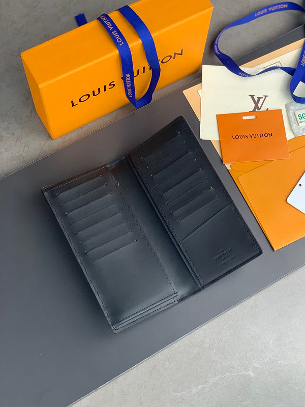 COZY - LOV Wallets - 249