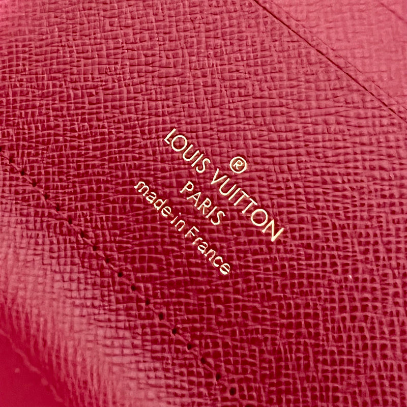 COZY - LOV Wallets - 105