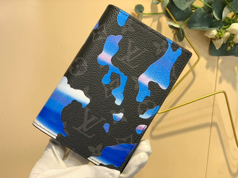 COZY - LOV Wallets - 341