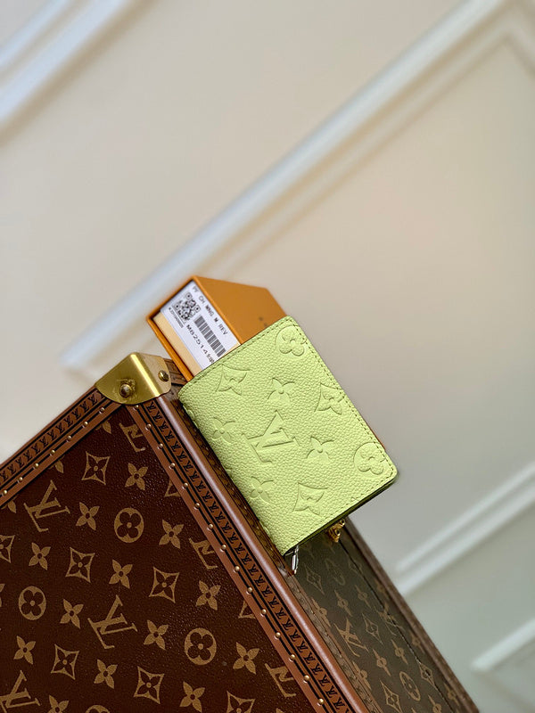 COZY - LOV Wallets - 048