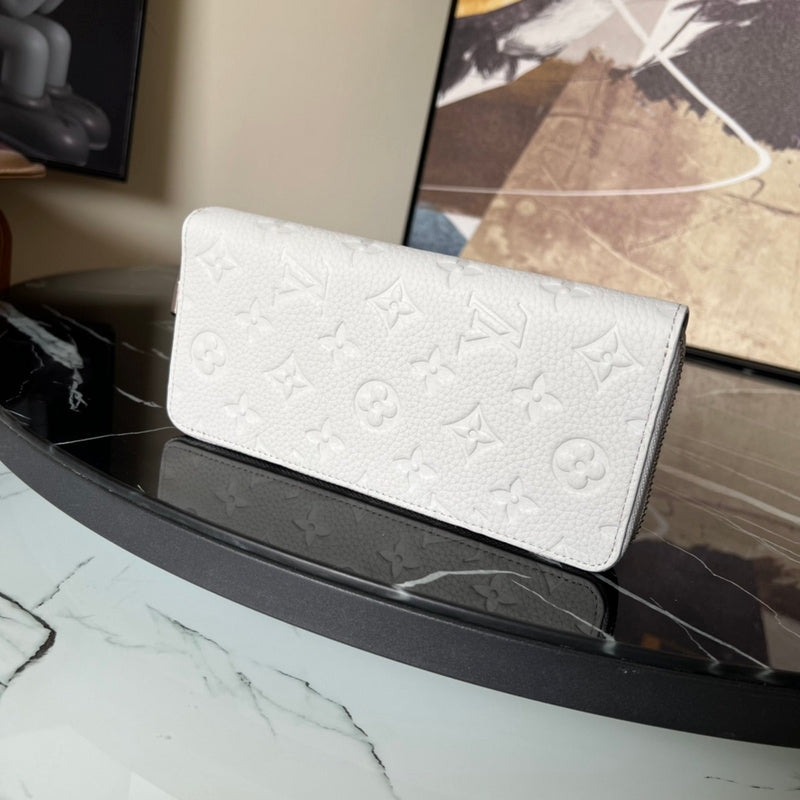 COZY - LOV Wallets - 033