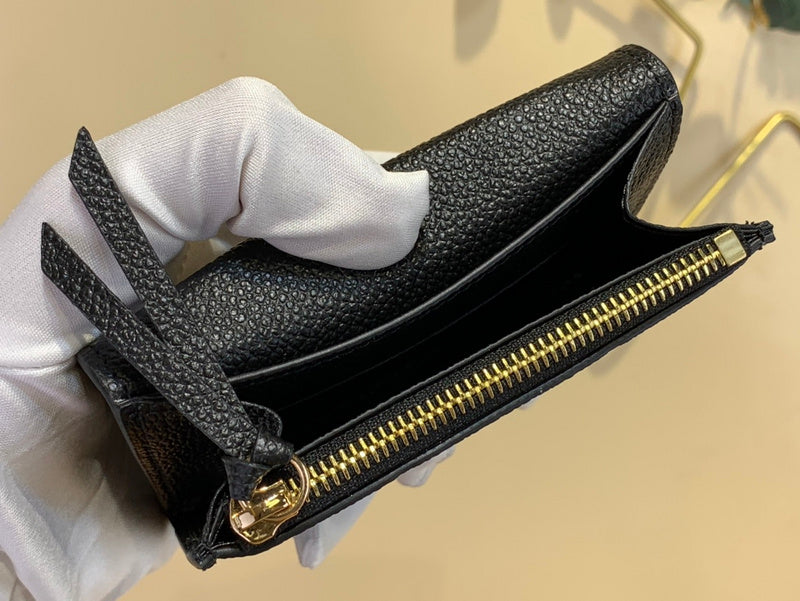 COZY - LOV Wallets - 180