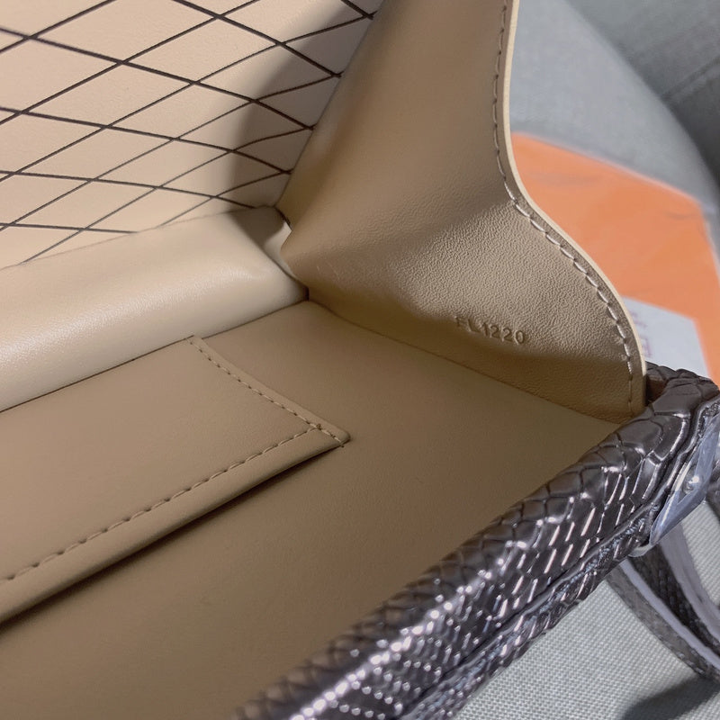 COZY BAGS - LOV Bags - 2025