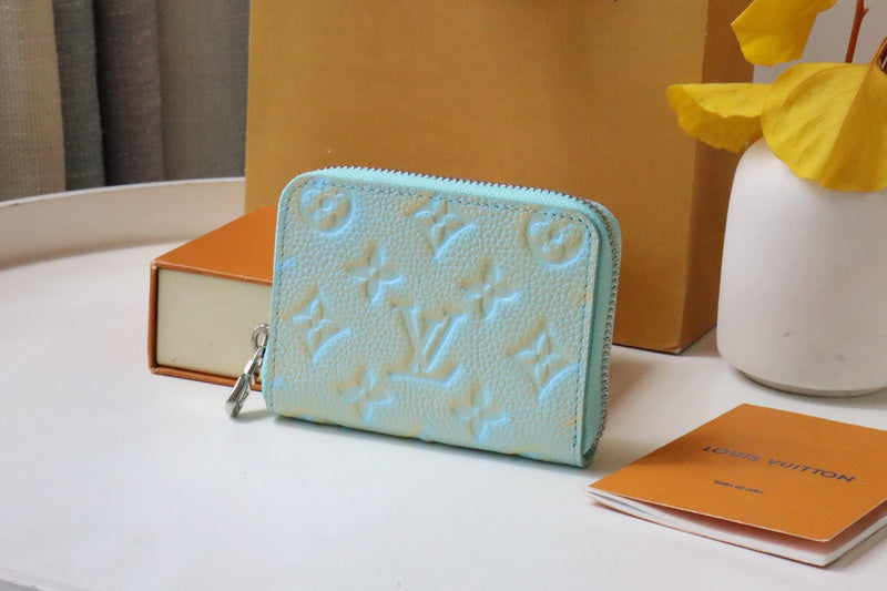 COZY - LOV Wallets - 486