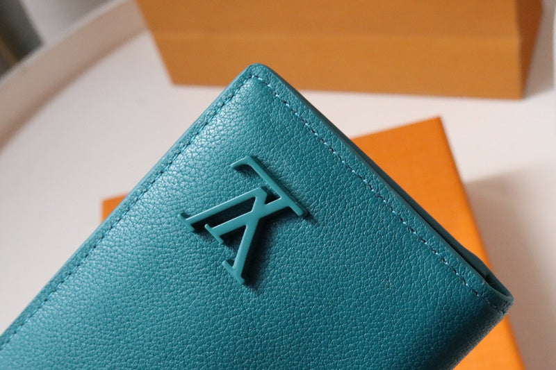 COZY BAGS - LOV Wallets - 624