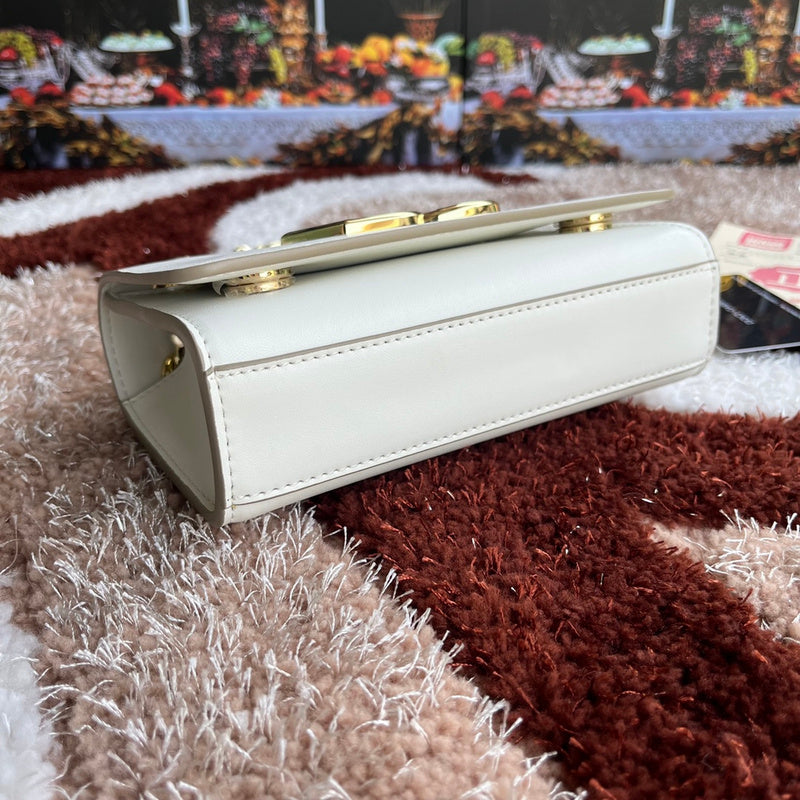 COZY - DAG Bags - 185