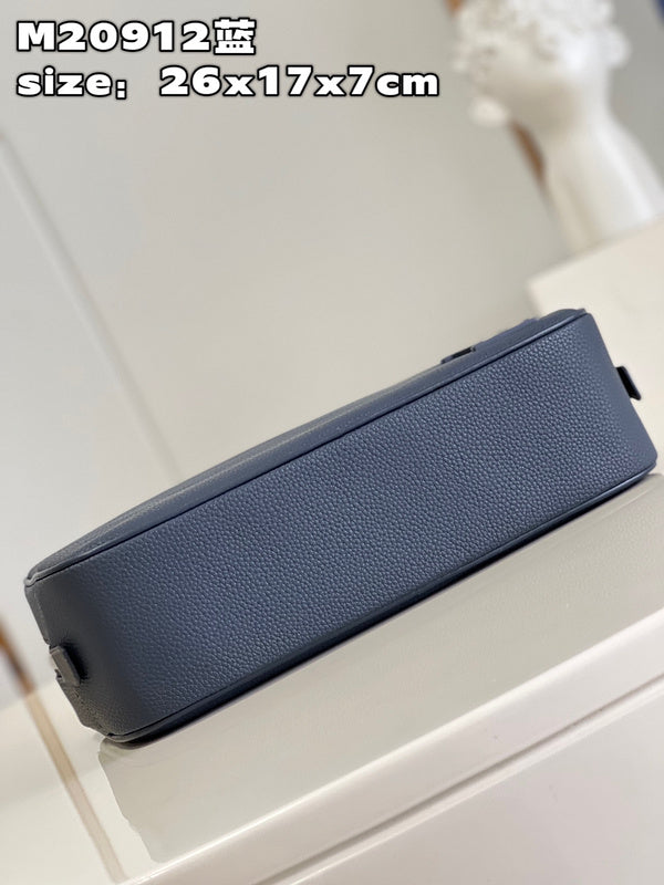 COZY - LOV Wallets - 385
