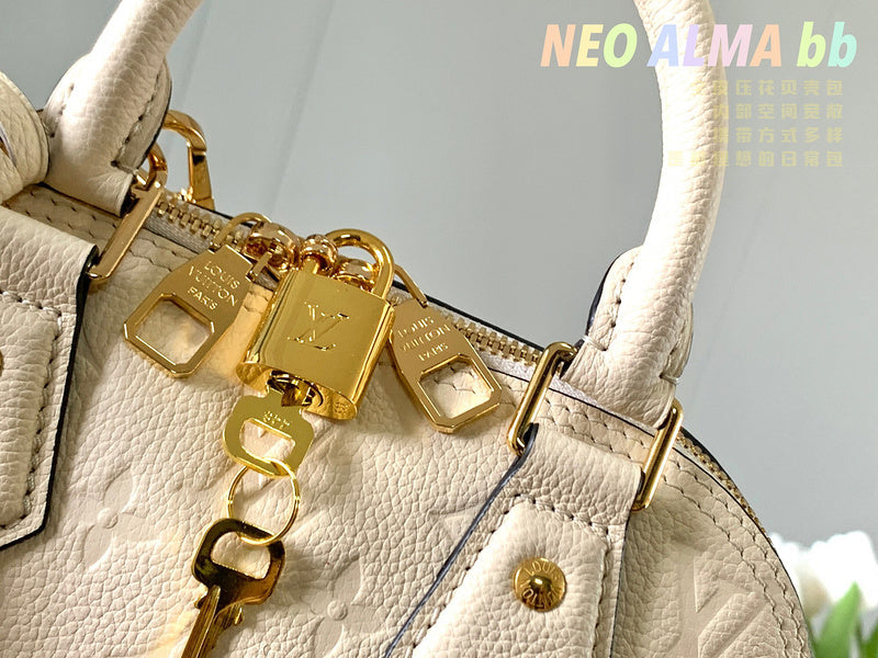 COZY BAGS - LOV Bags - 2003