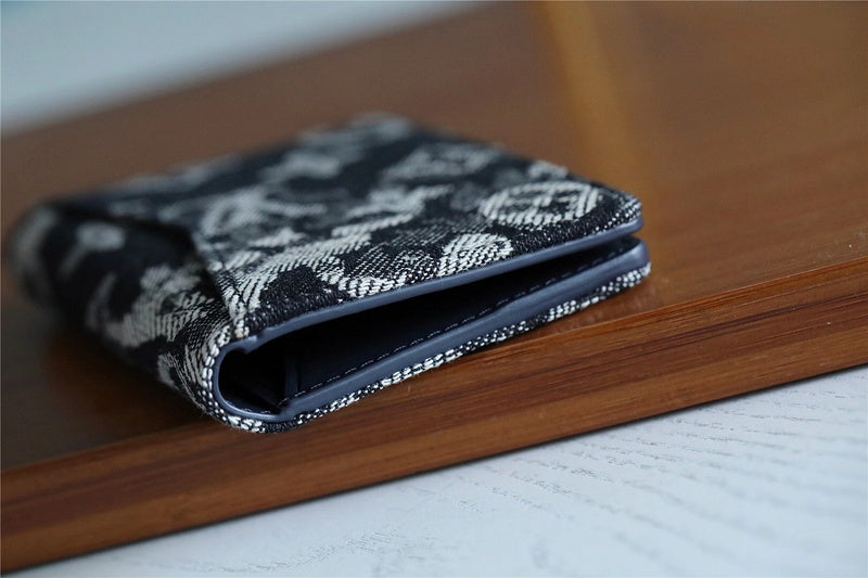 COZY BAGS - LOV Card Case - 107
