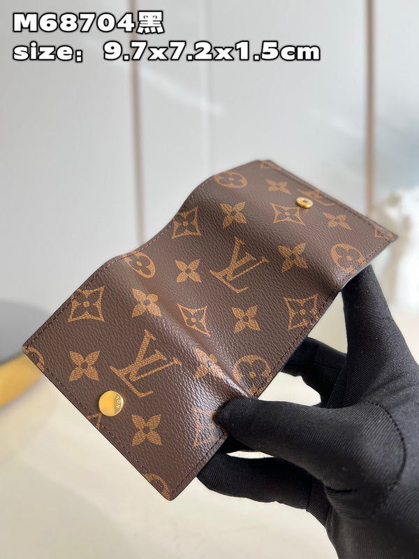 COZY - LOV Wallets - 424