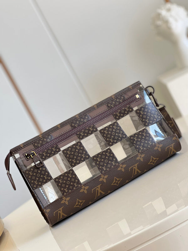 COZY - LOV Wallets - 413