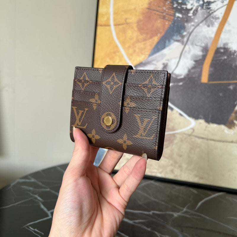COZY - LOV Wallets - 101