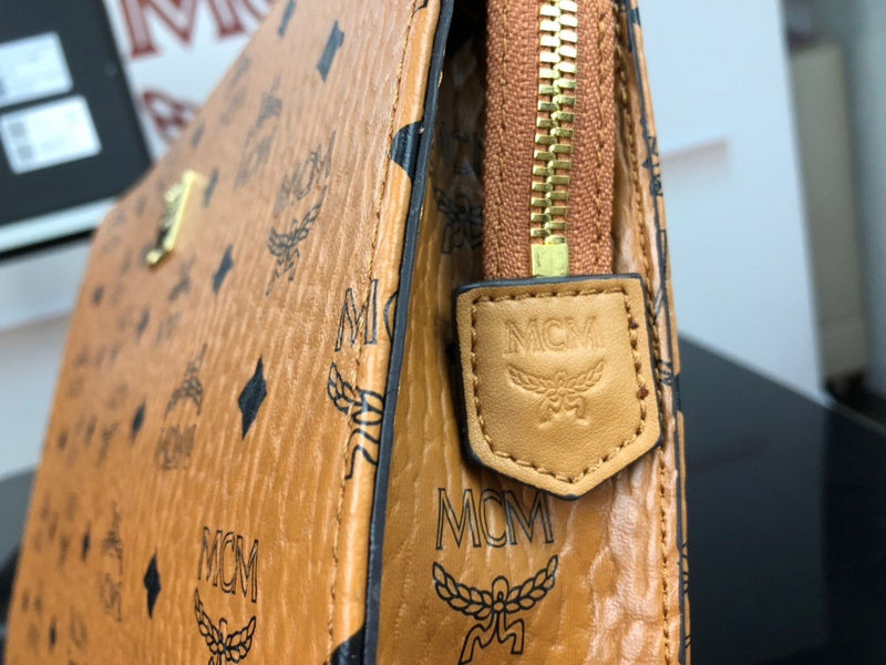 JB - MQM Wallets - 014